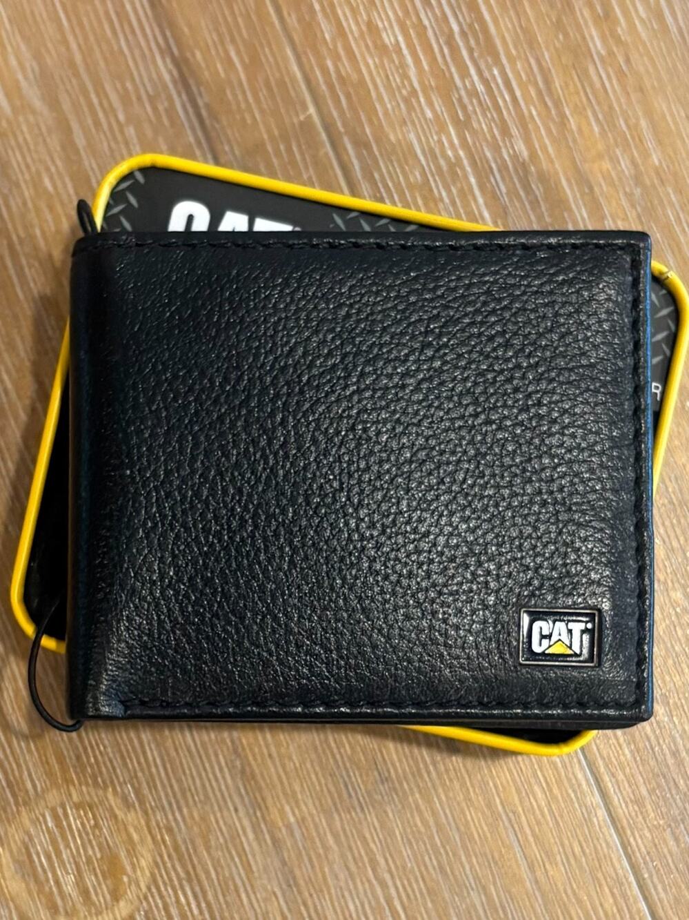 Mens CATERPILLAR CAT Black 100% Genuine Leather RFID Wallet Tin Gift NEW